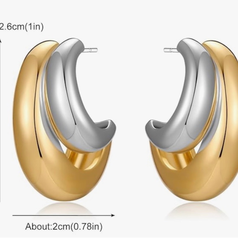 🆕Two Tone/Mixed Metal Chunky Gold and Silver Earrings - Picture 5 of 5